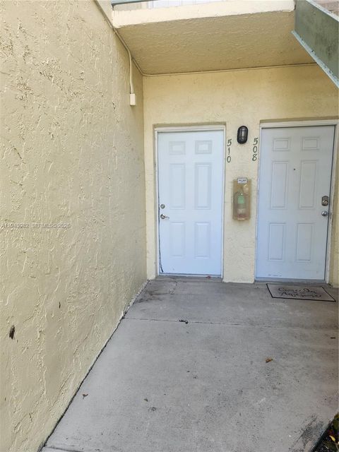 4086 N Pine Island Rd 510 Sunrise FL 33351