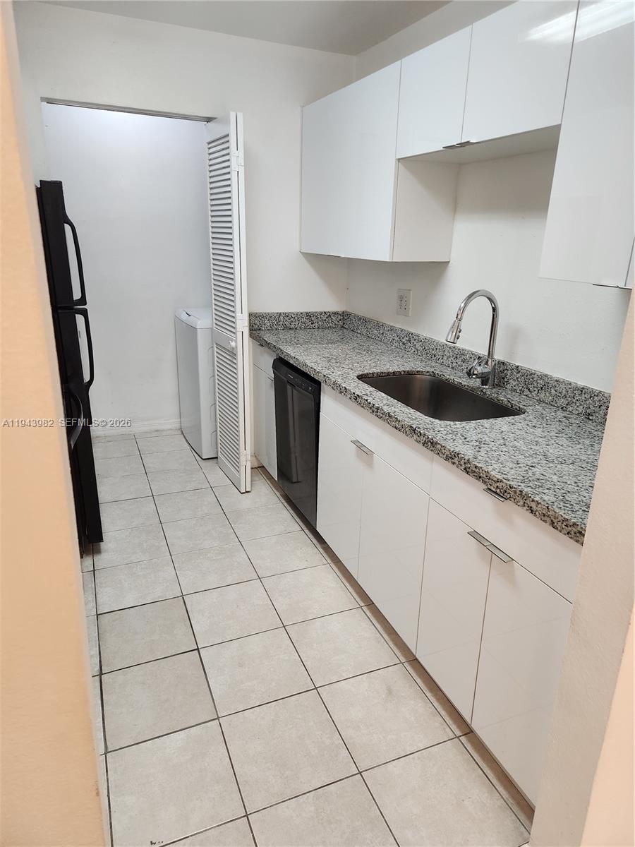 PRESERVE AT AVERY LAKES - Residential