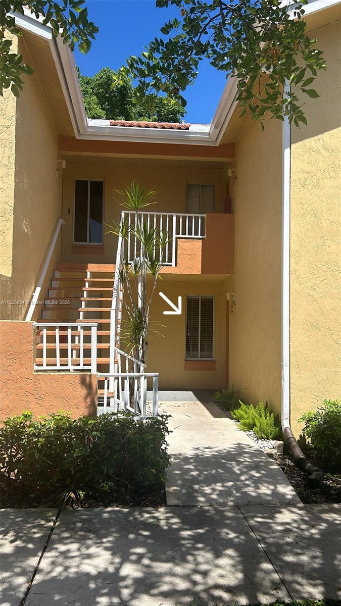 NAPOLI GARDENS AT CORAL S - Residential