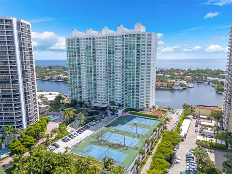 Photo of 20201 E Country Club Dr #2808-2809, Aventura, FL 33180 (MLS # A11844456)