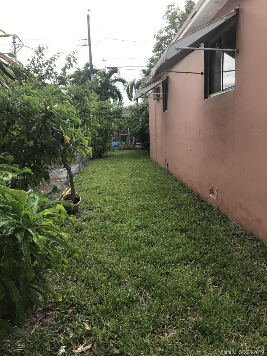 INGLESIDE PARK - Residential