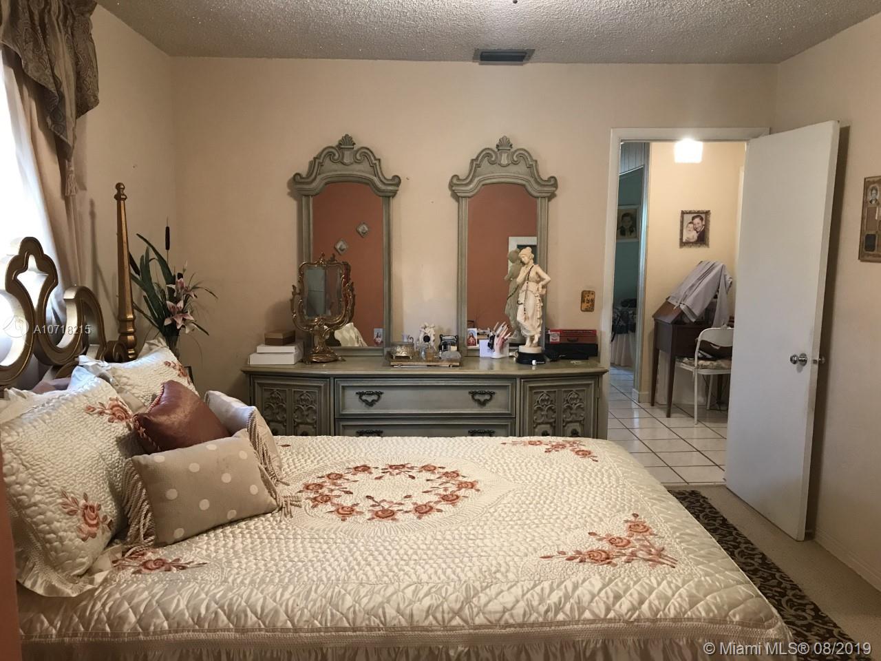 INGLESIDE PARK - Residential