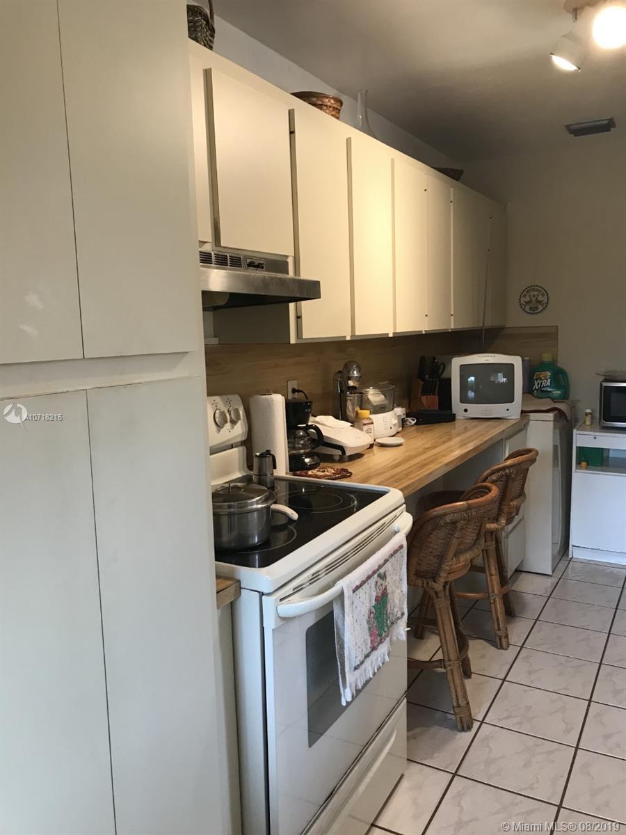 INGLESIDE PARK - Residential