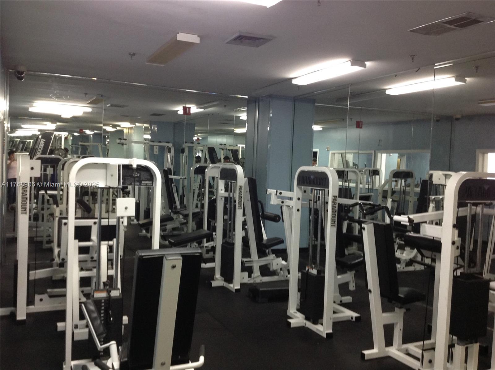 MADISON DOWNTOWN CONDO - Residential