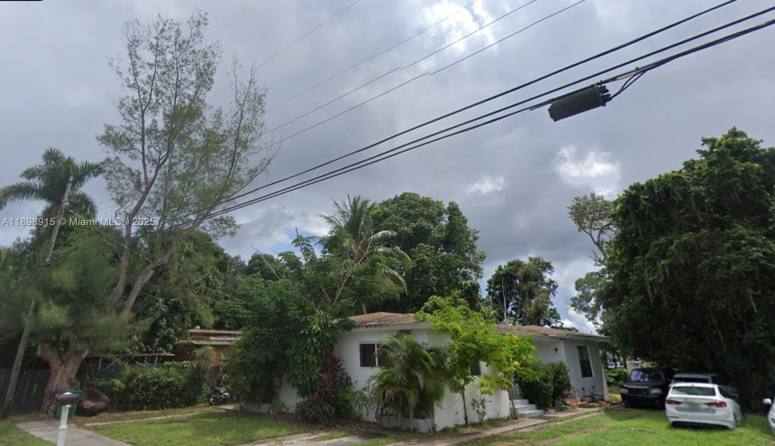 ARCH CREEKS ESTATES - Residential Income