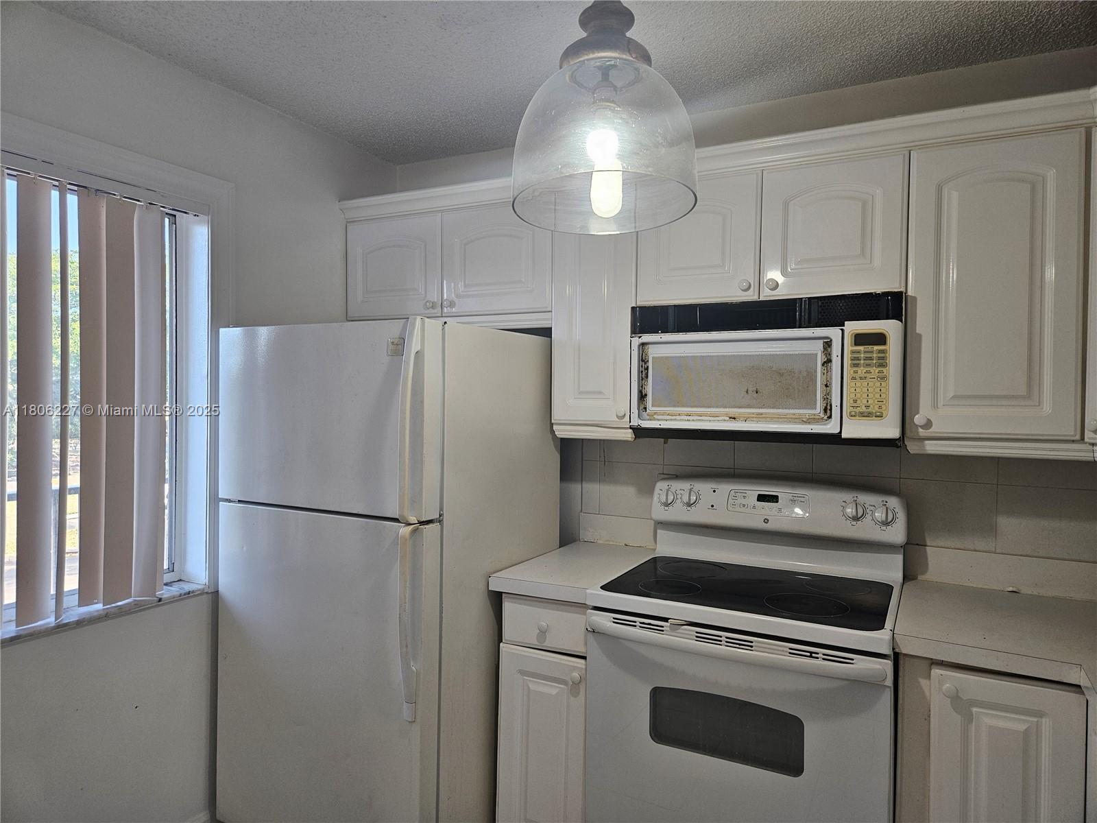 8620 N Sherman Cir 202