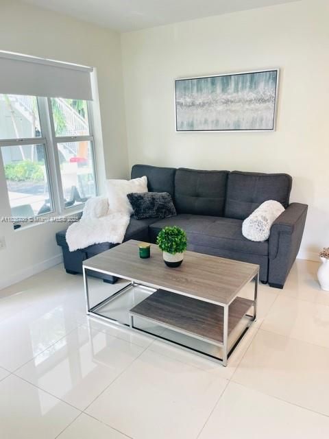 1419 West Ave 106 Miami Beach FL 33139