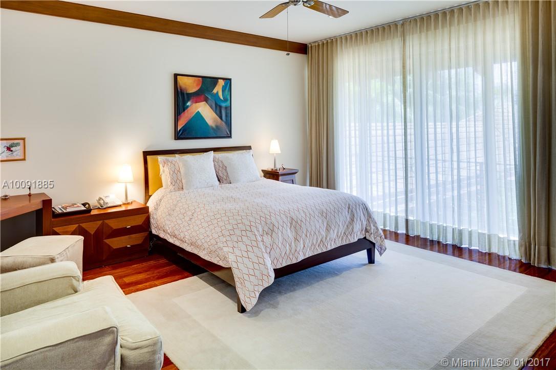 Tropical Isle Homes Sub - Residential