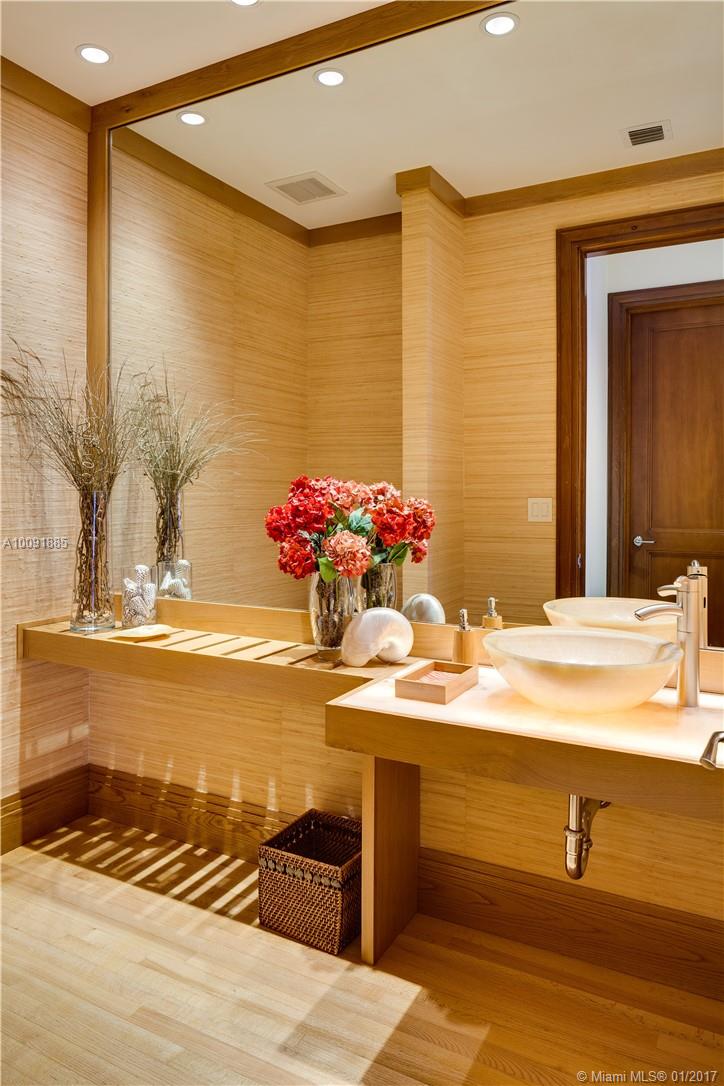 Tropical Isle Homes Sub - Residential