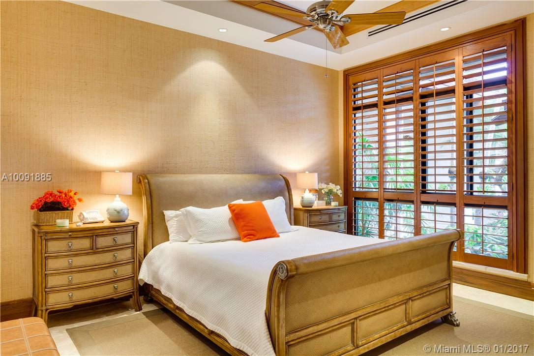 Tropical Isle Homes Sub - Residential