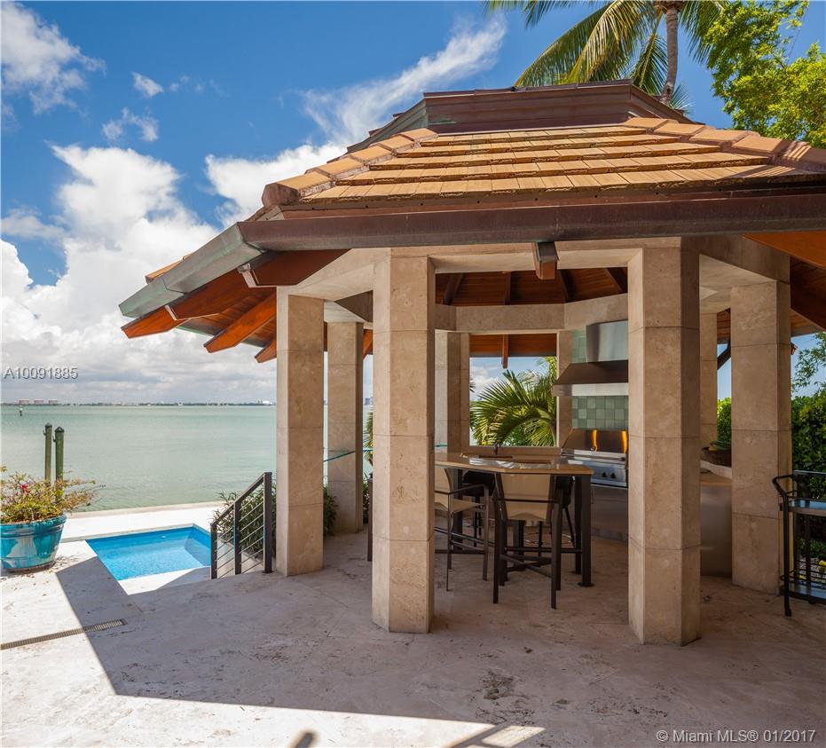 Tropical Isle Homes Sub - Residential