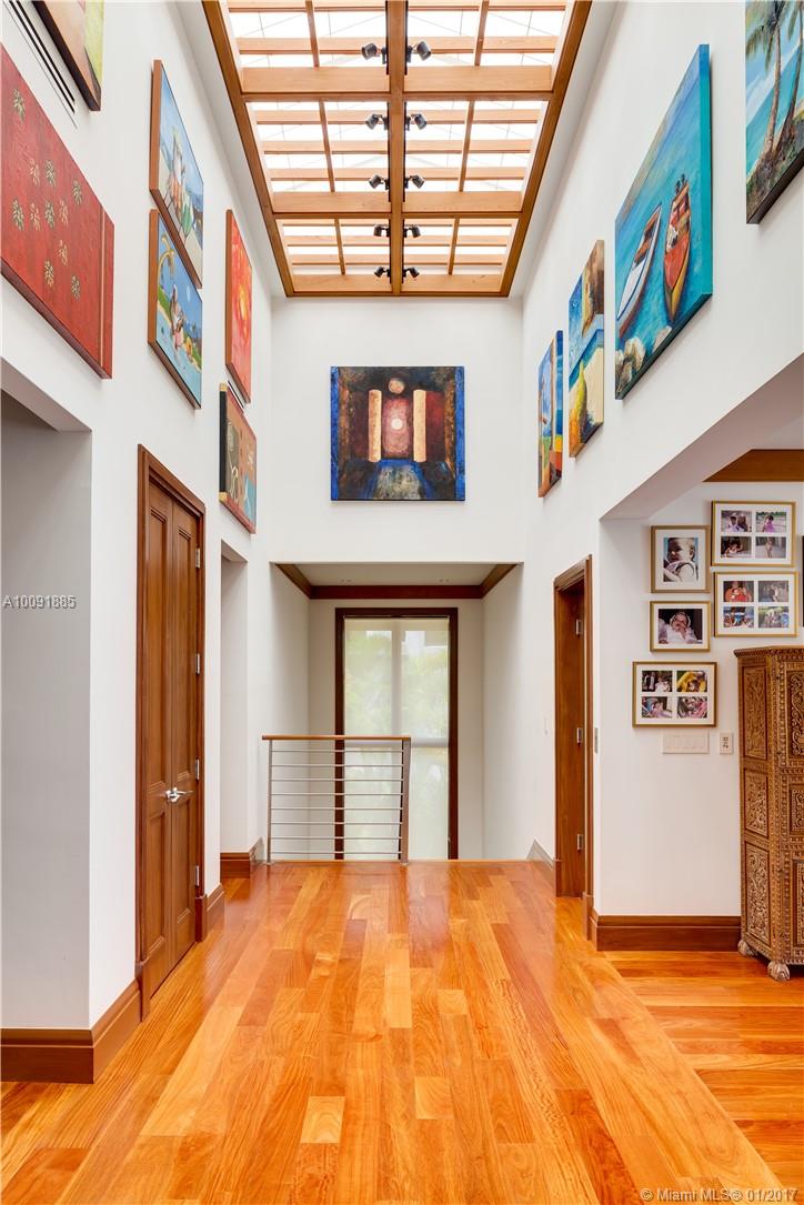 Tropical Isle Homes Sub - Residential