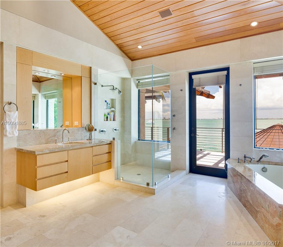 Tropical Isle Homes Sub - Residential