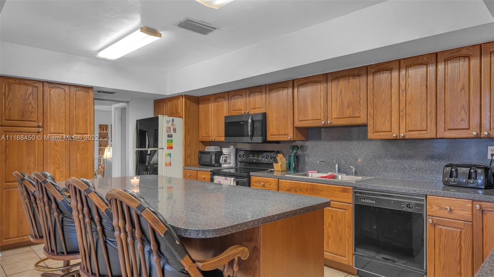 EST HOMES SEC 1 - Residential