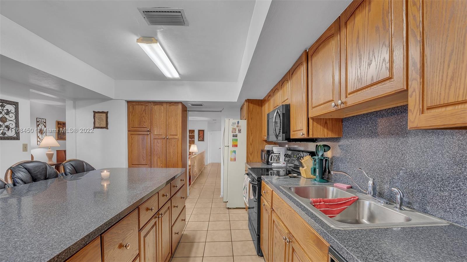 EST HOMES SEC 1 - Residential