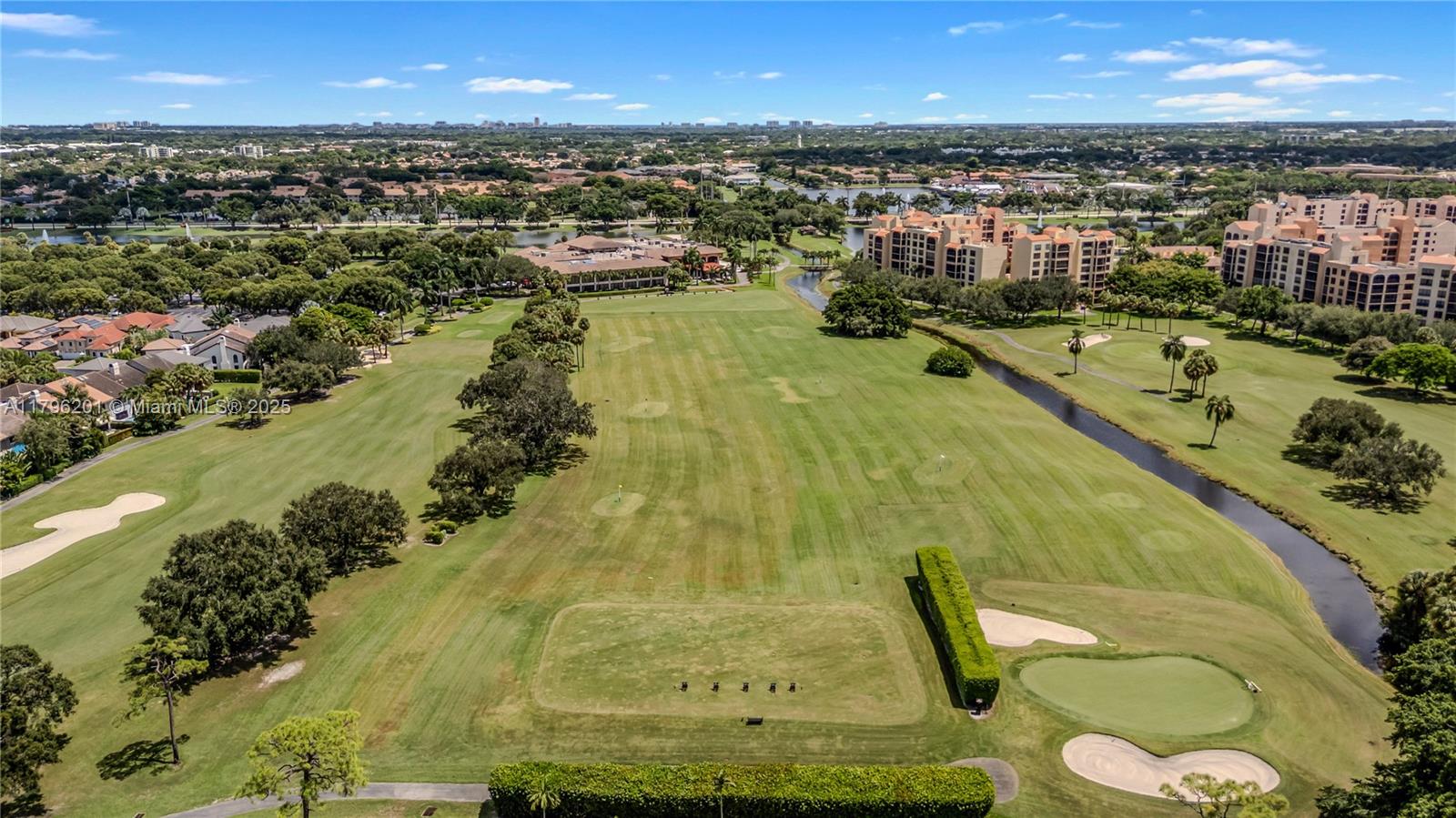 LA PAZ AT BOCA POINTE - Residential