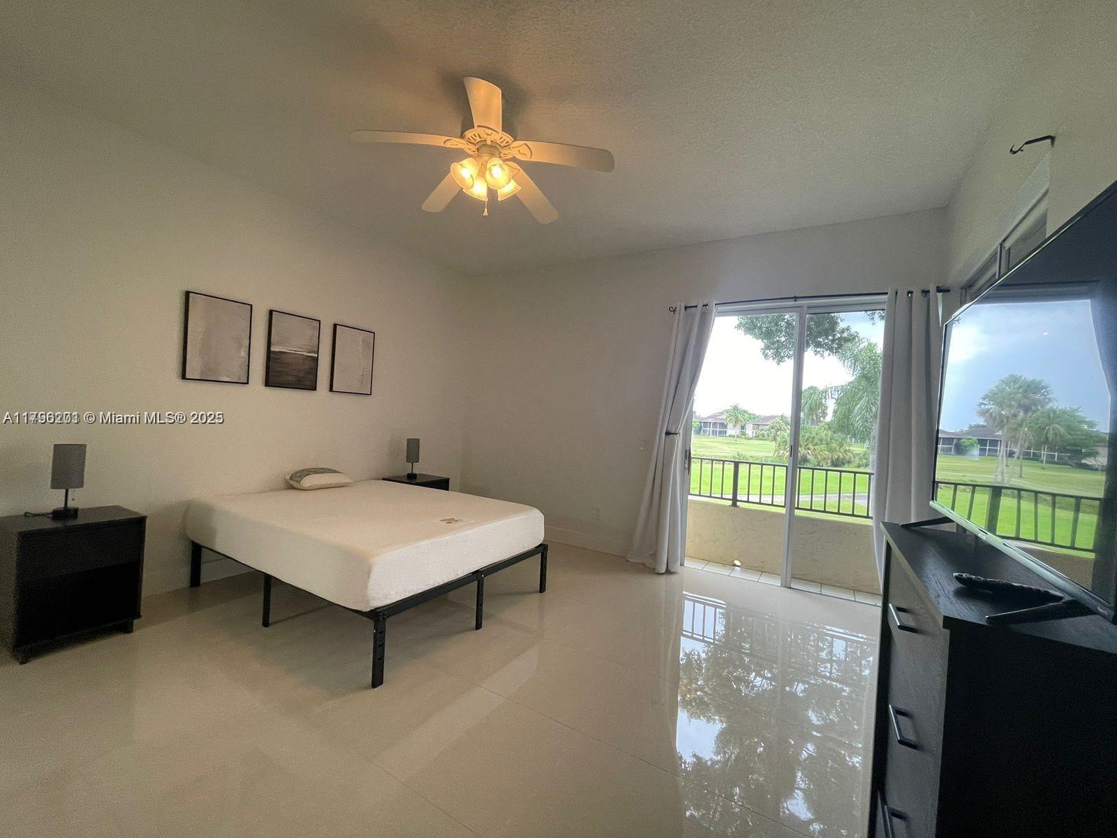 LA PAZ AT BOCA POINTE - Residential
