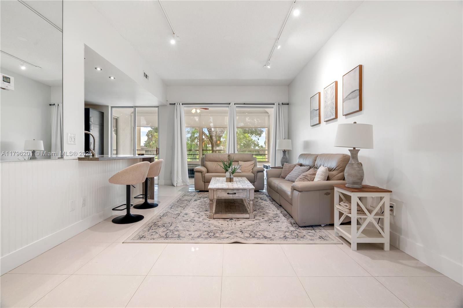 LA PAZ AT BOCA POINTE - Residential