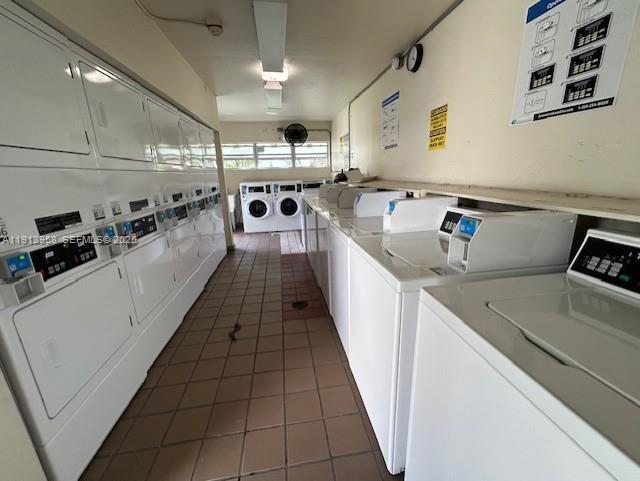 LAKEWOOD VILLAS CONDO - Residential