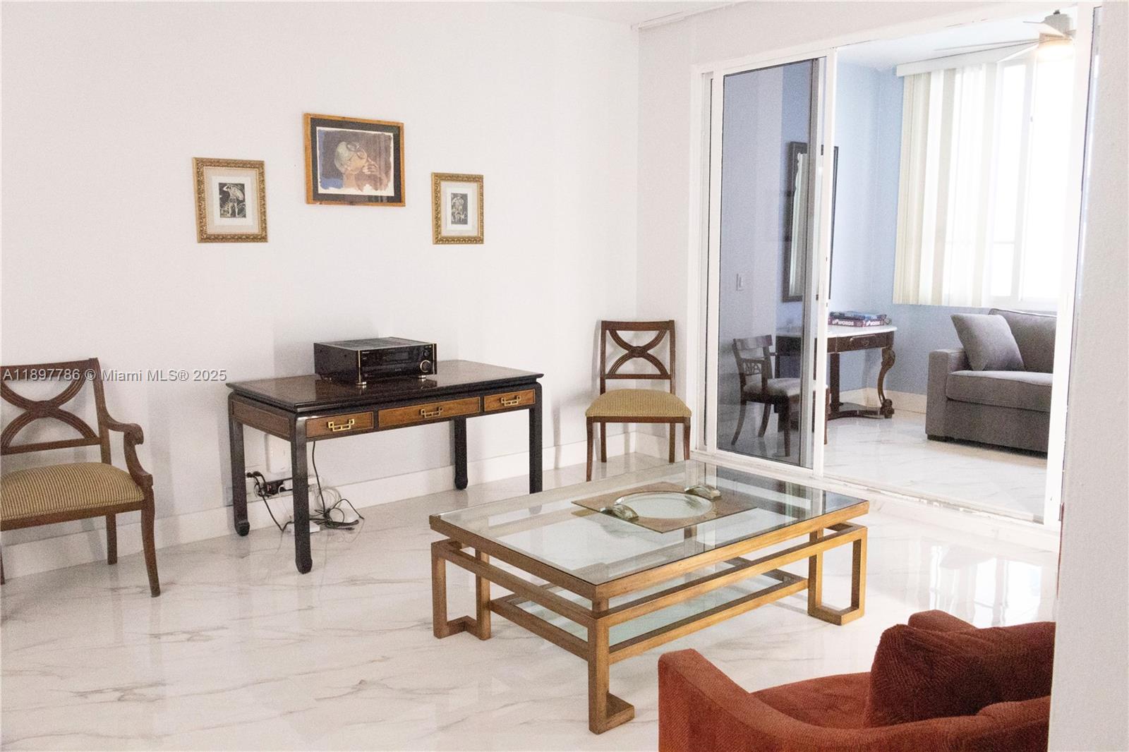 THE CARRIAGE CLUB NORTH C - Residential Lease