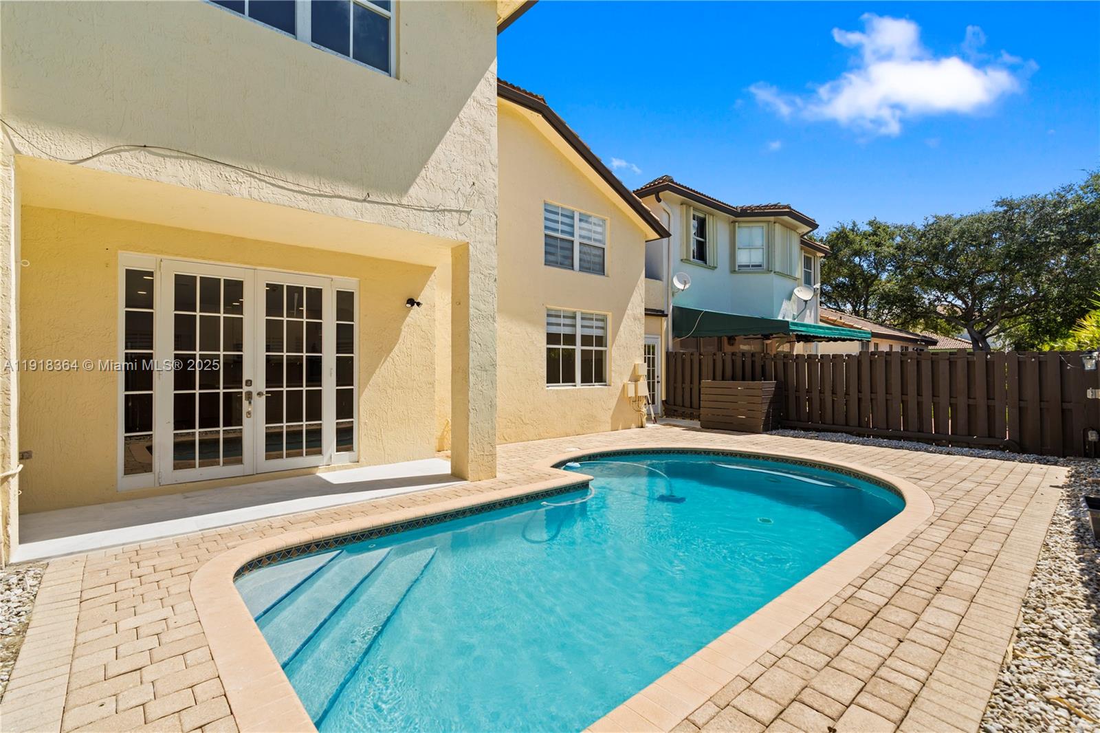 SAVANNAH AT DORAL - Residential Lease