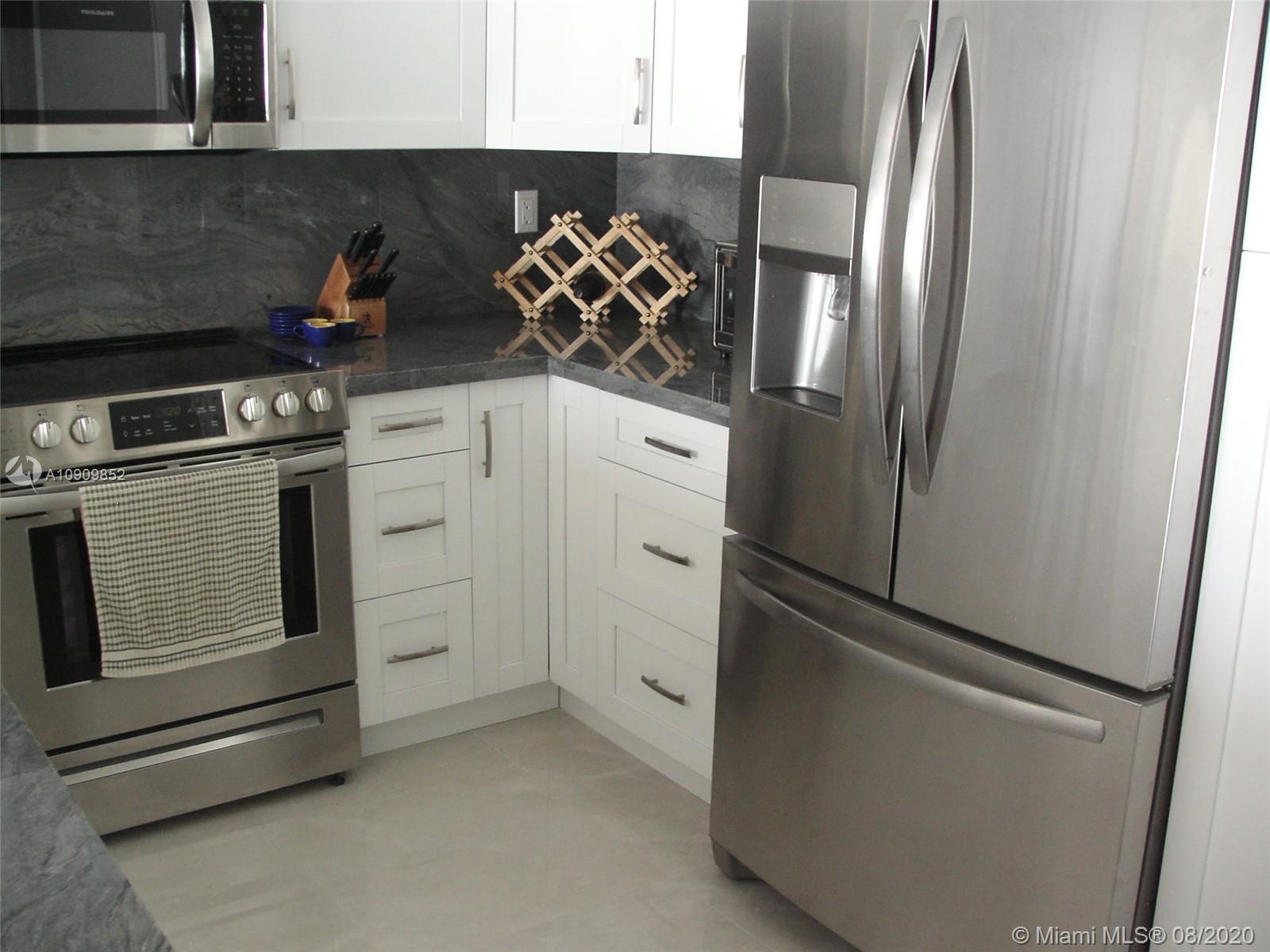 ARLEN BEACH CONDO - Residential Lease