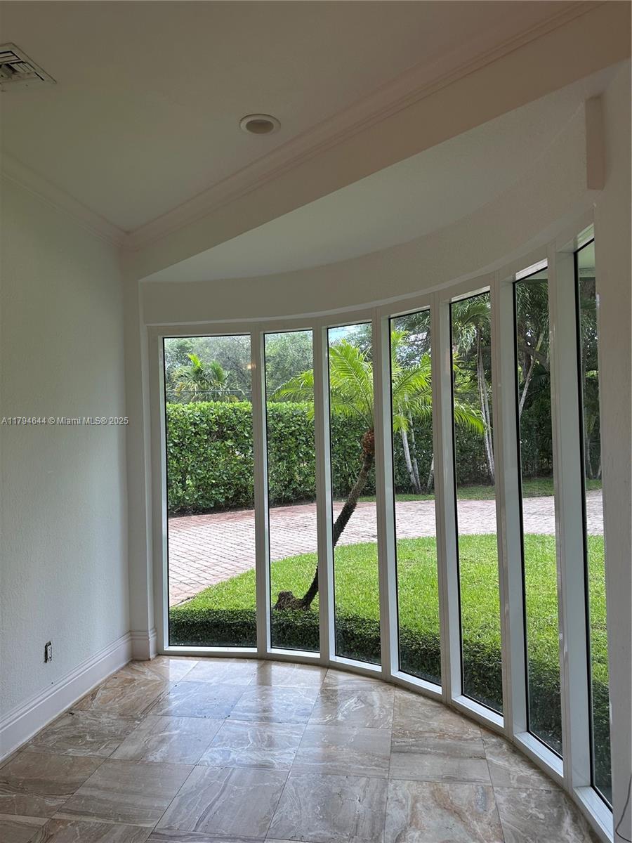 HELMS COUNTRY ESTATES RE- - Residential Lease