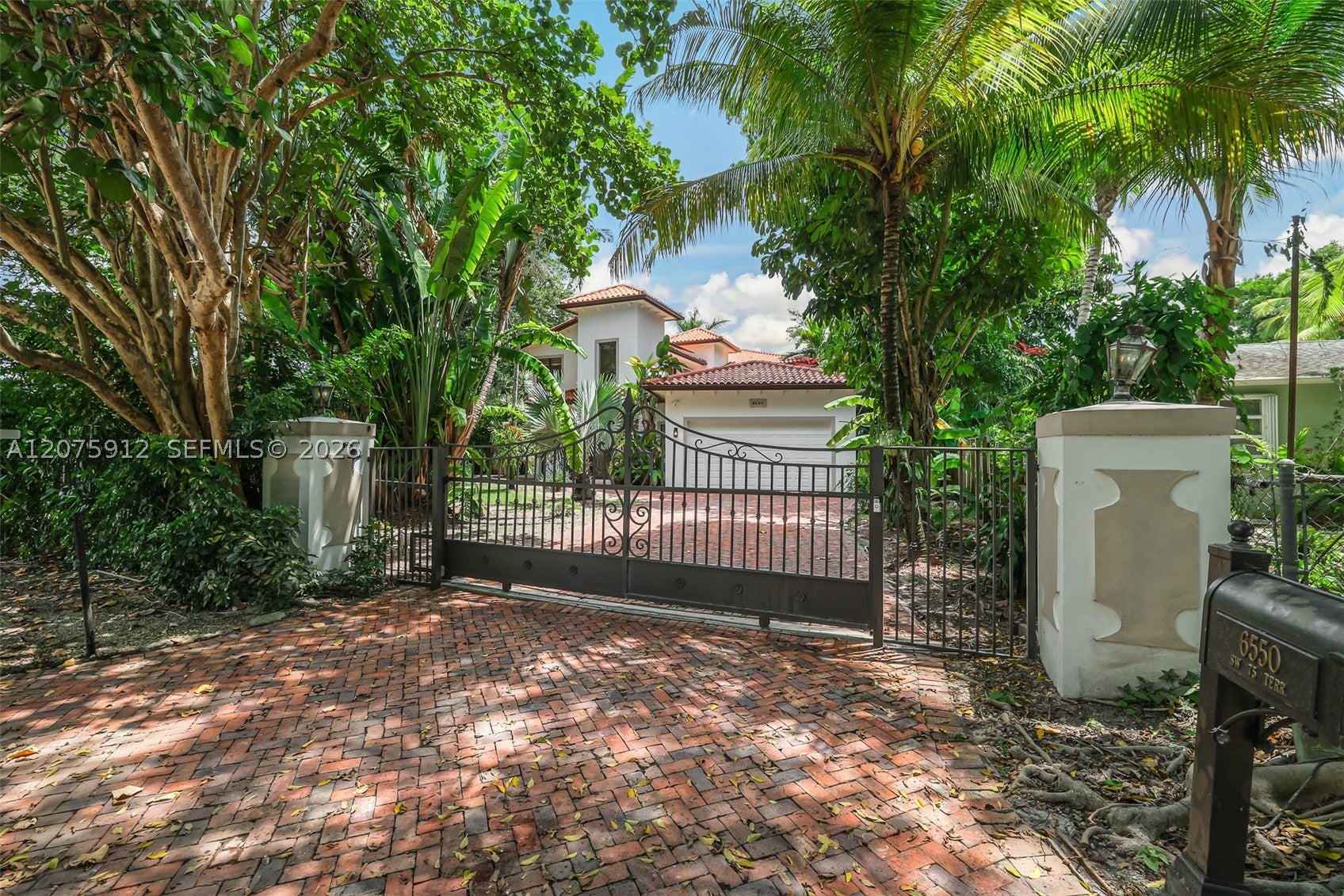 6550 SW 75th Ter