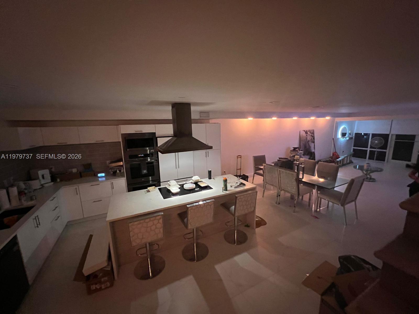 BEACH CLUB VILLAS CONDO - Residential