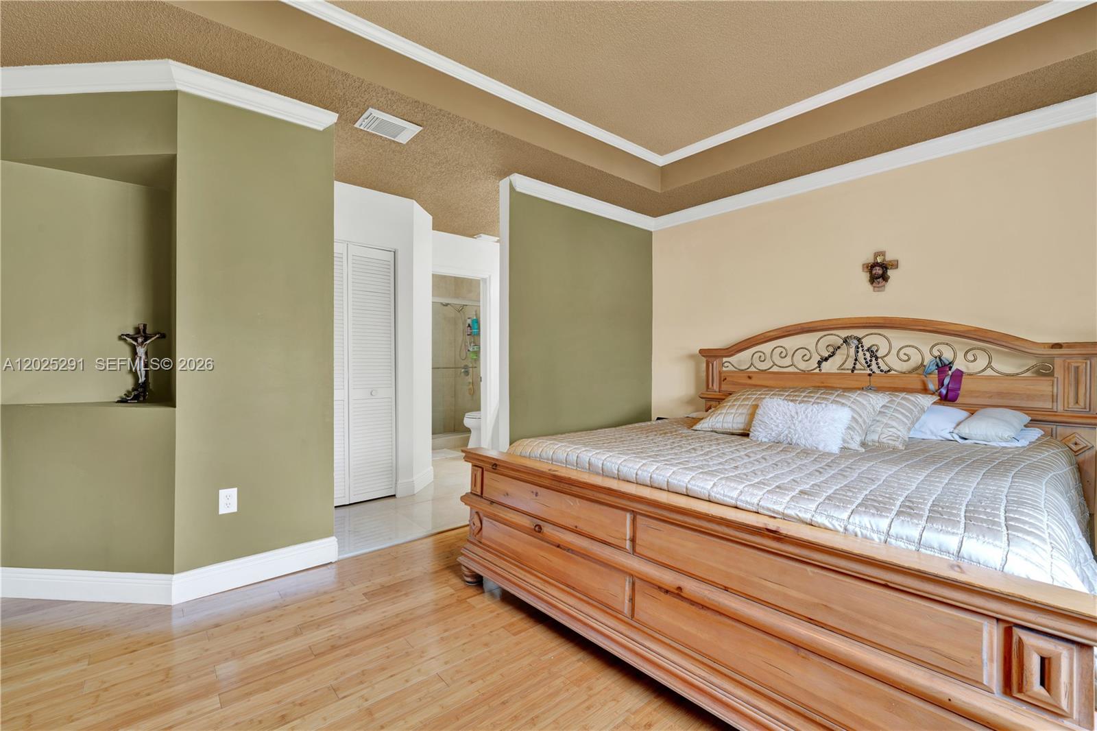 FOREST LAKES GARDENS SEC - Residential