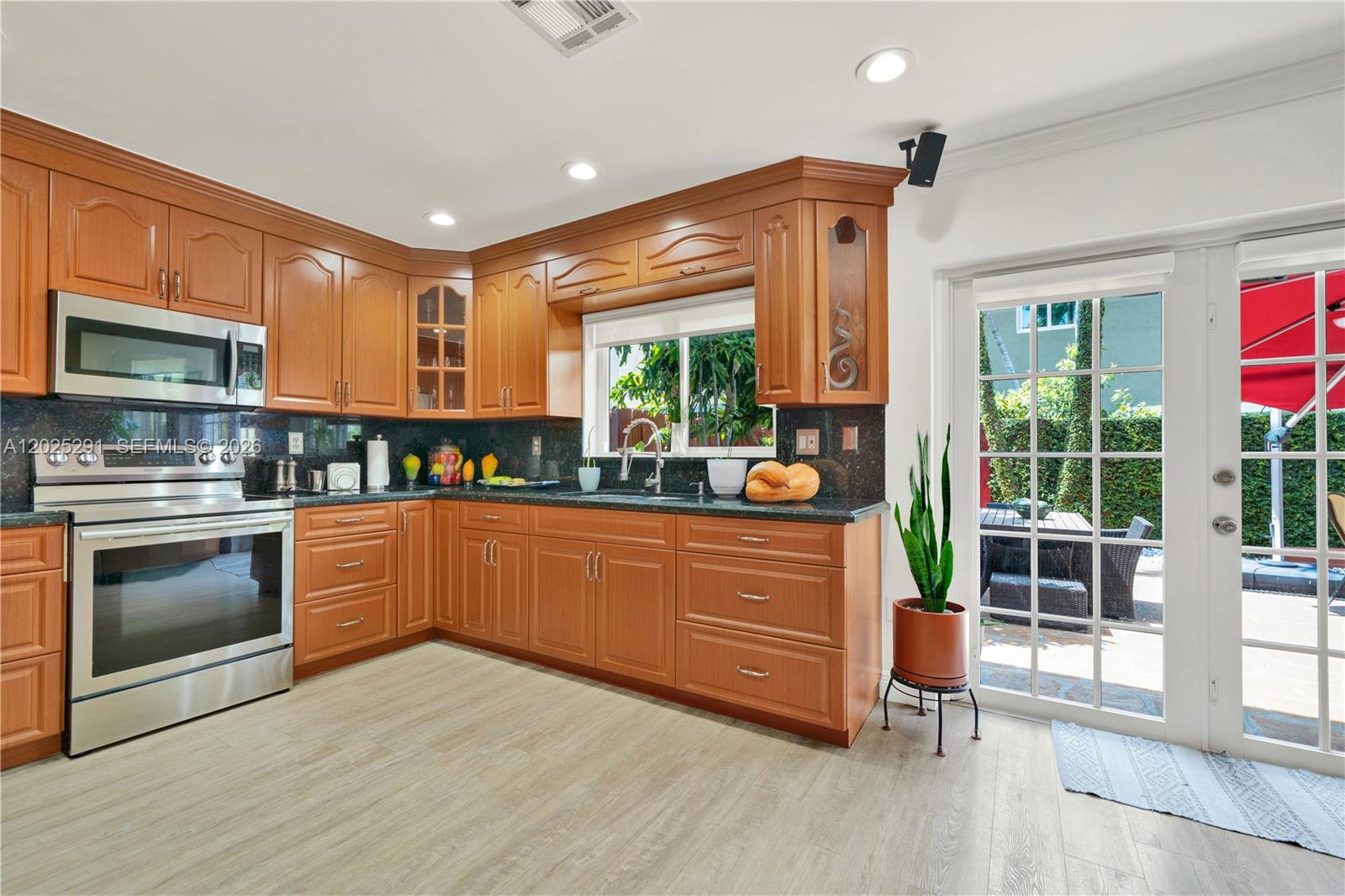 FOREST LAKES GARDENS SEC - Residential
