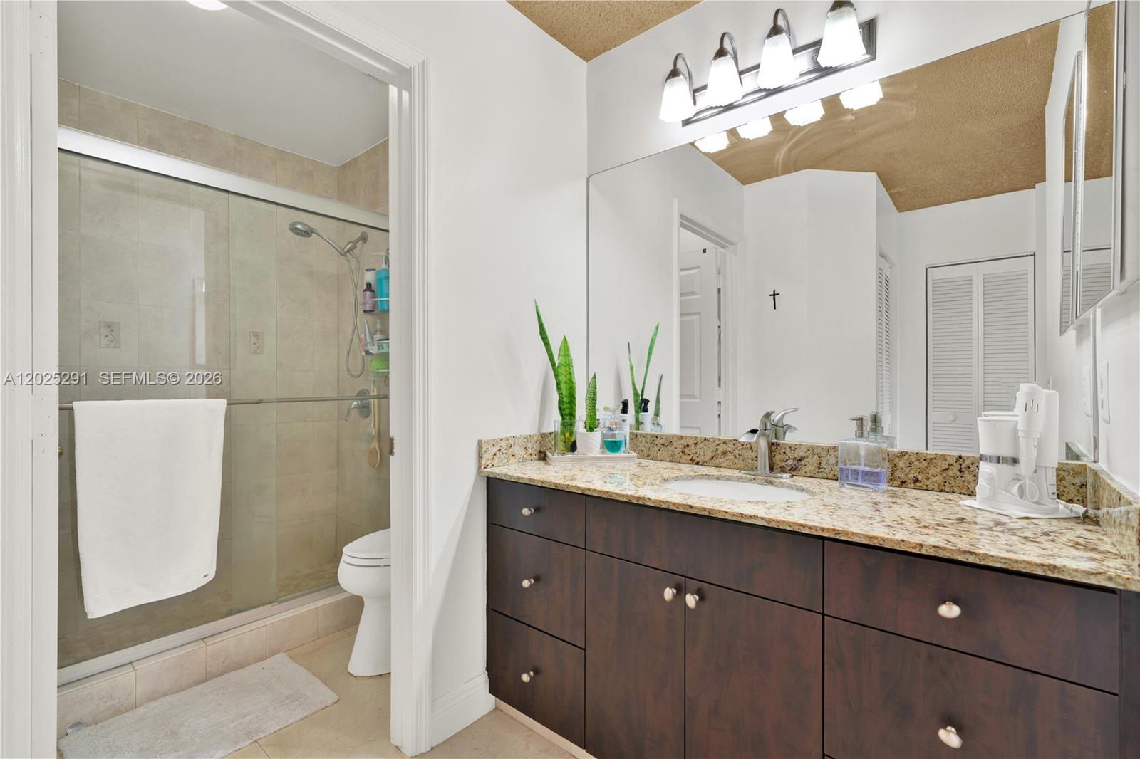 FOREST LAKES GARDENS SEC - Residential