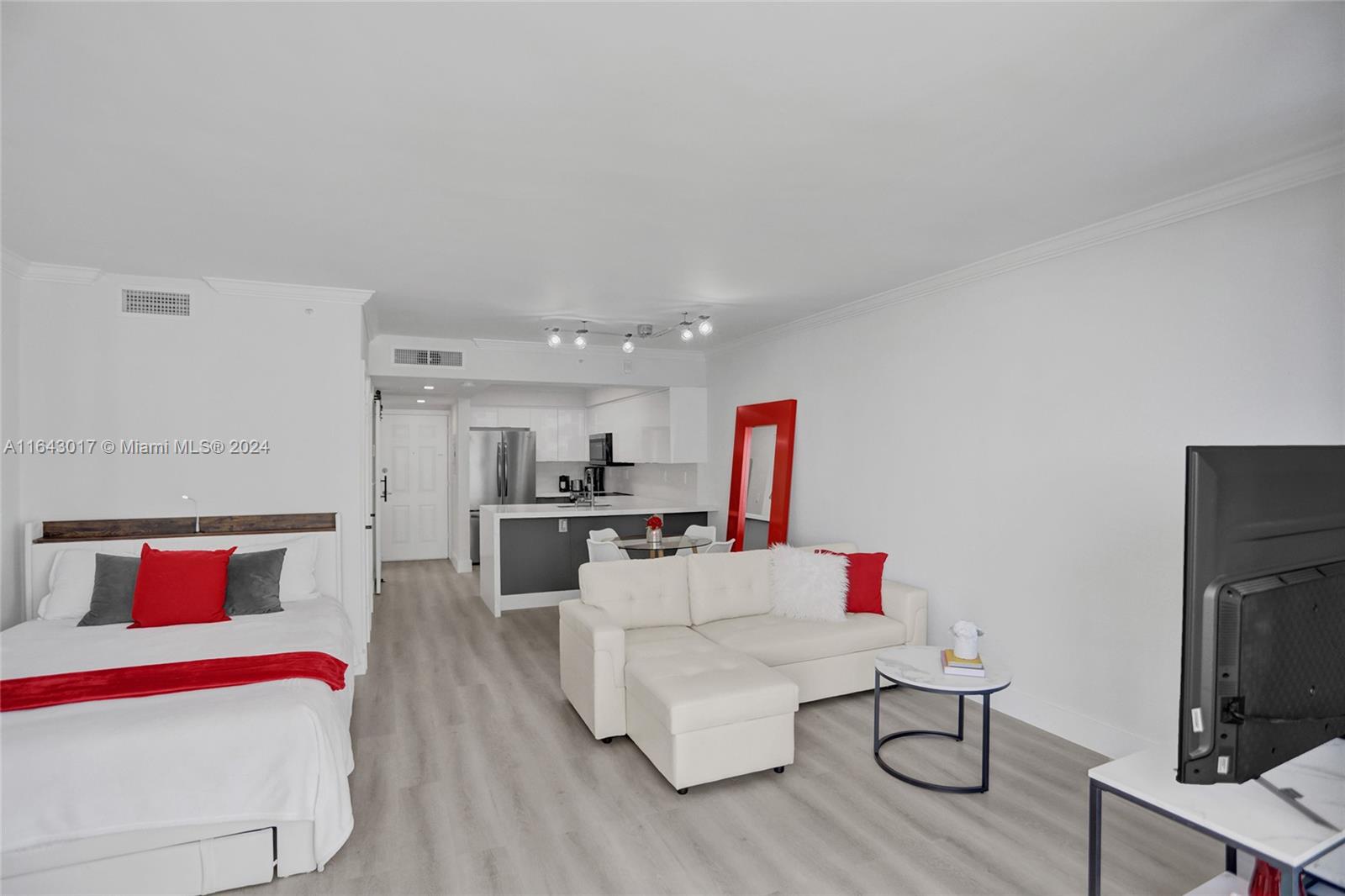 WAVE CONDO - Residential Lease