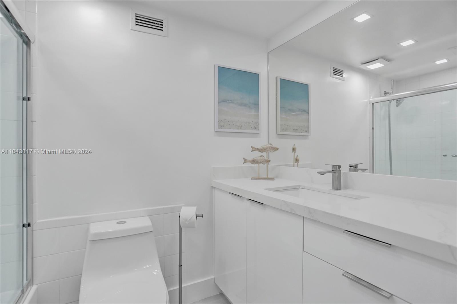 WAVE CONDO - Residential Lease