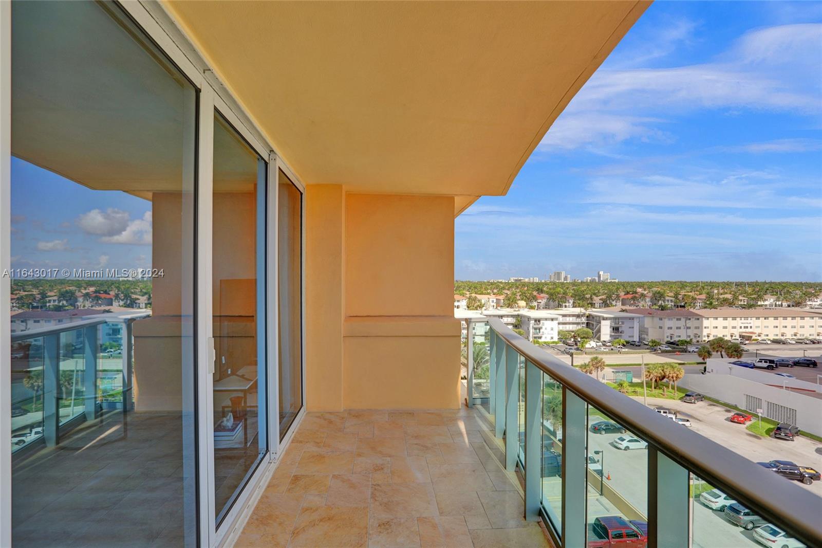 WAVE CONDO - Residential Lease