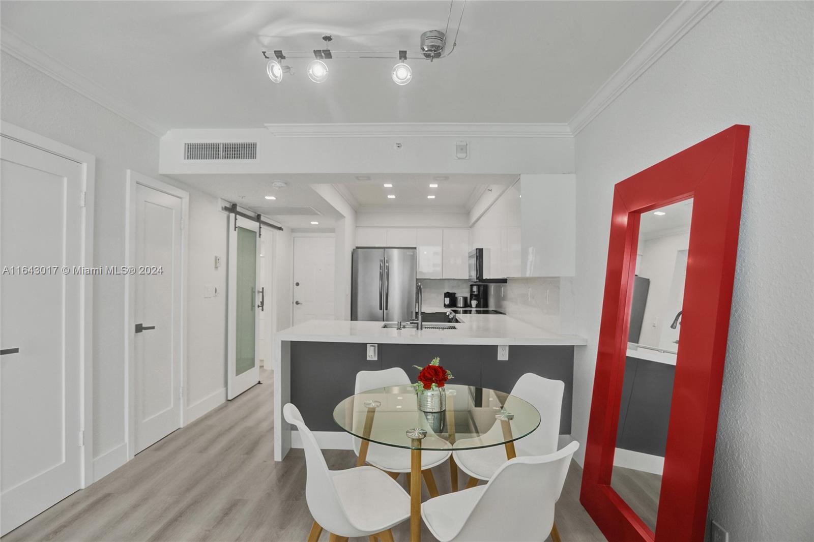 WAVE CONDO - Residential Lease