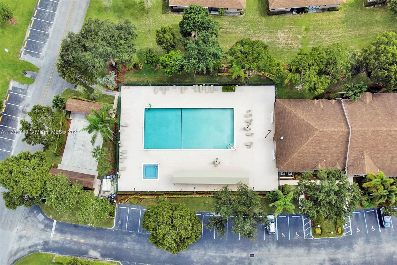 WHISPER WALK - Residential Lease
