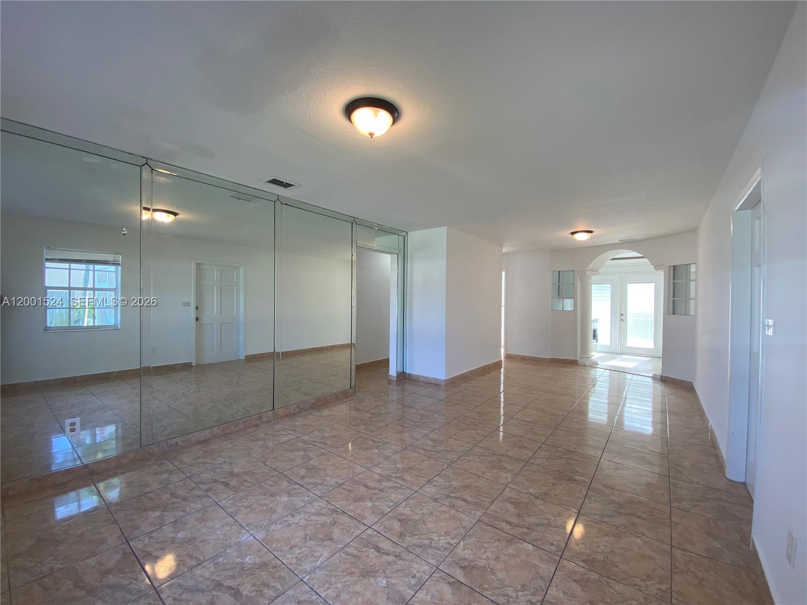 CUTLER RIDGE SEC 3 - Residential Lease