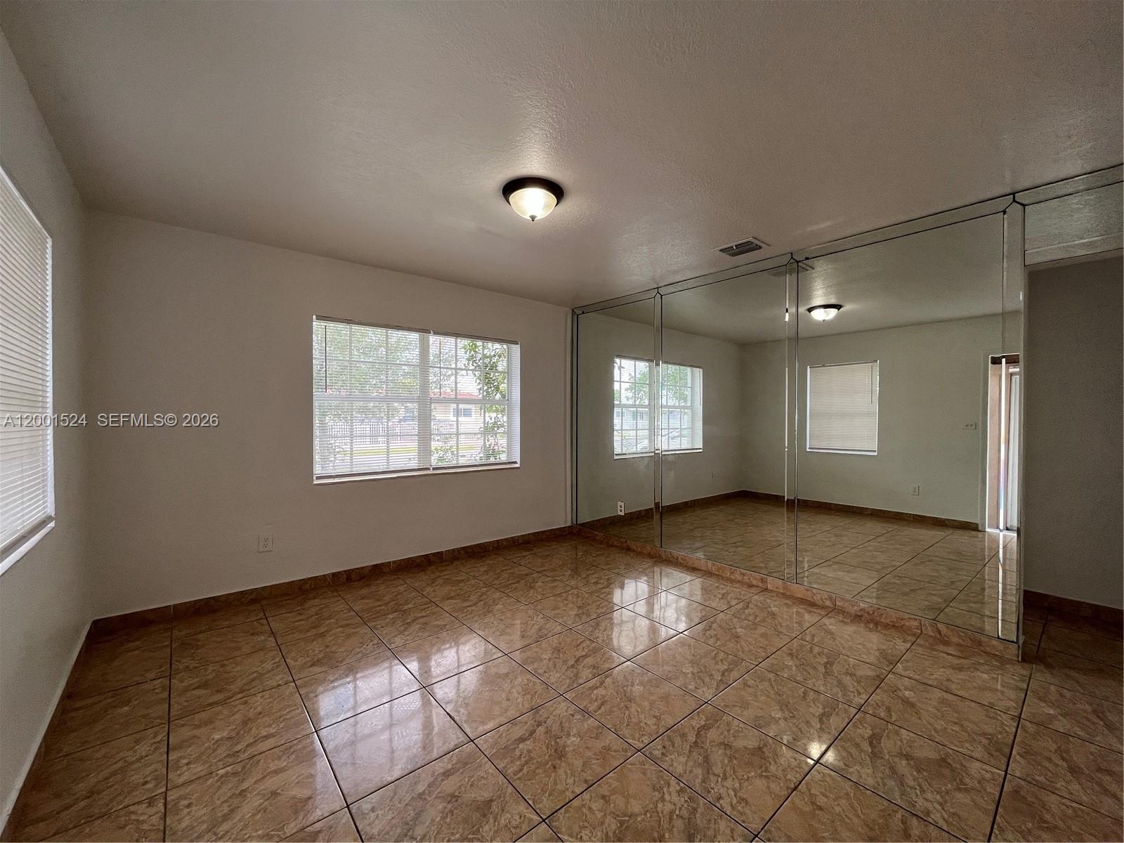 CUTLER RIDGE SEC 3 - Residential Lease