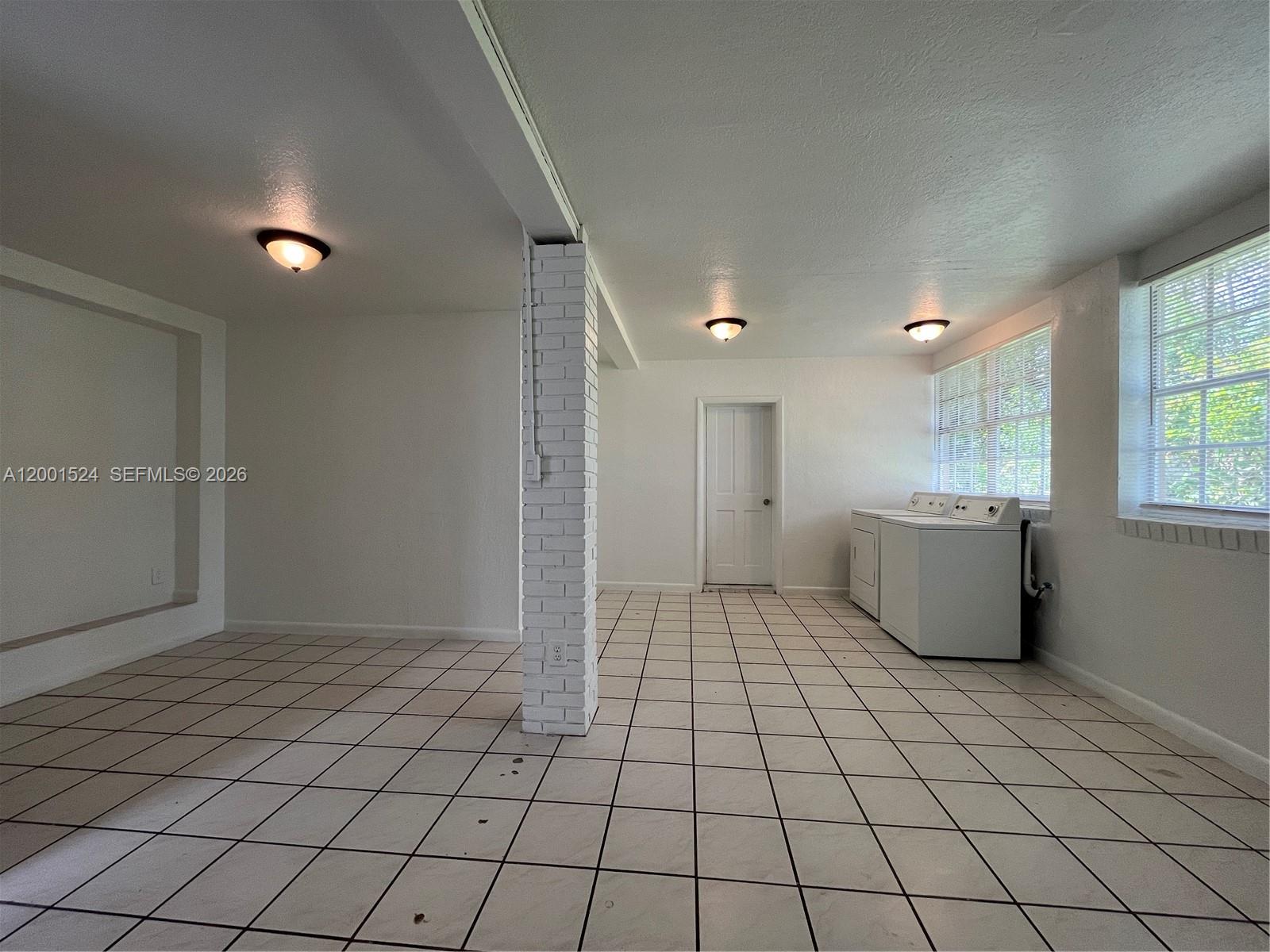 CUTLER RIDGE SEC 3 - Residential Lease