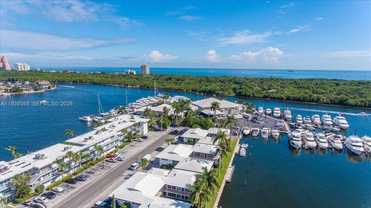 SUNRISE BAY CLUB CO-OP - Residential