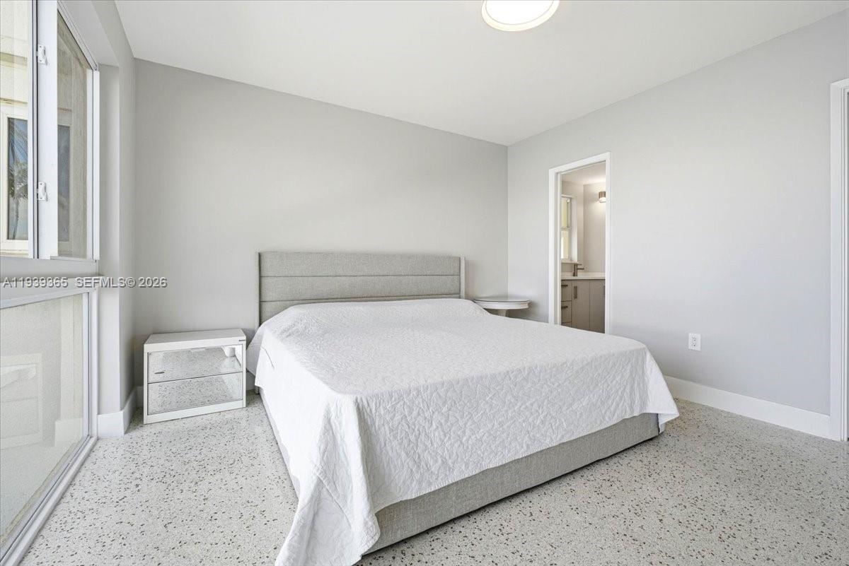 SUNRISE BAY CLUB CO-OP - Residential