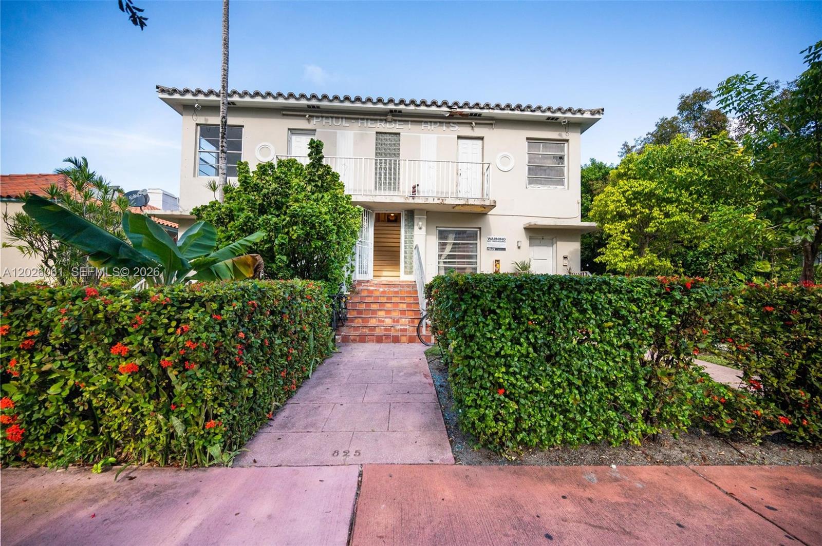 825 Alton Road 8