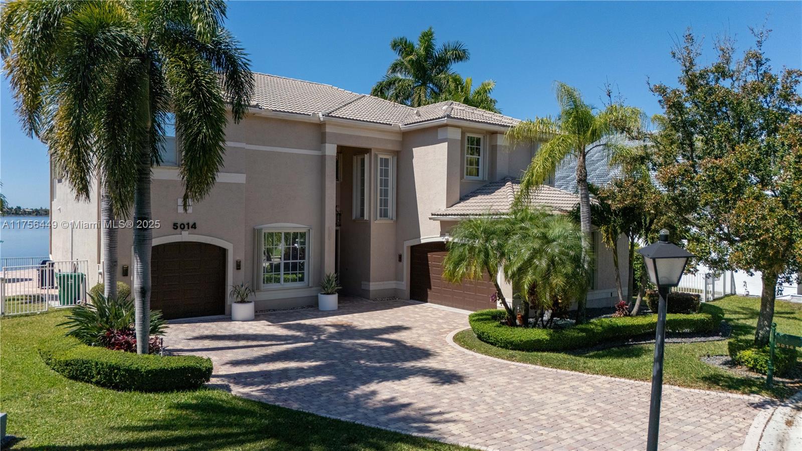 Property for Sale at 5014 Sw 186th Way, Miramar, Broward County, Florida - Bedrooms: 4 
Bathrooms: 4  - $1,369,000