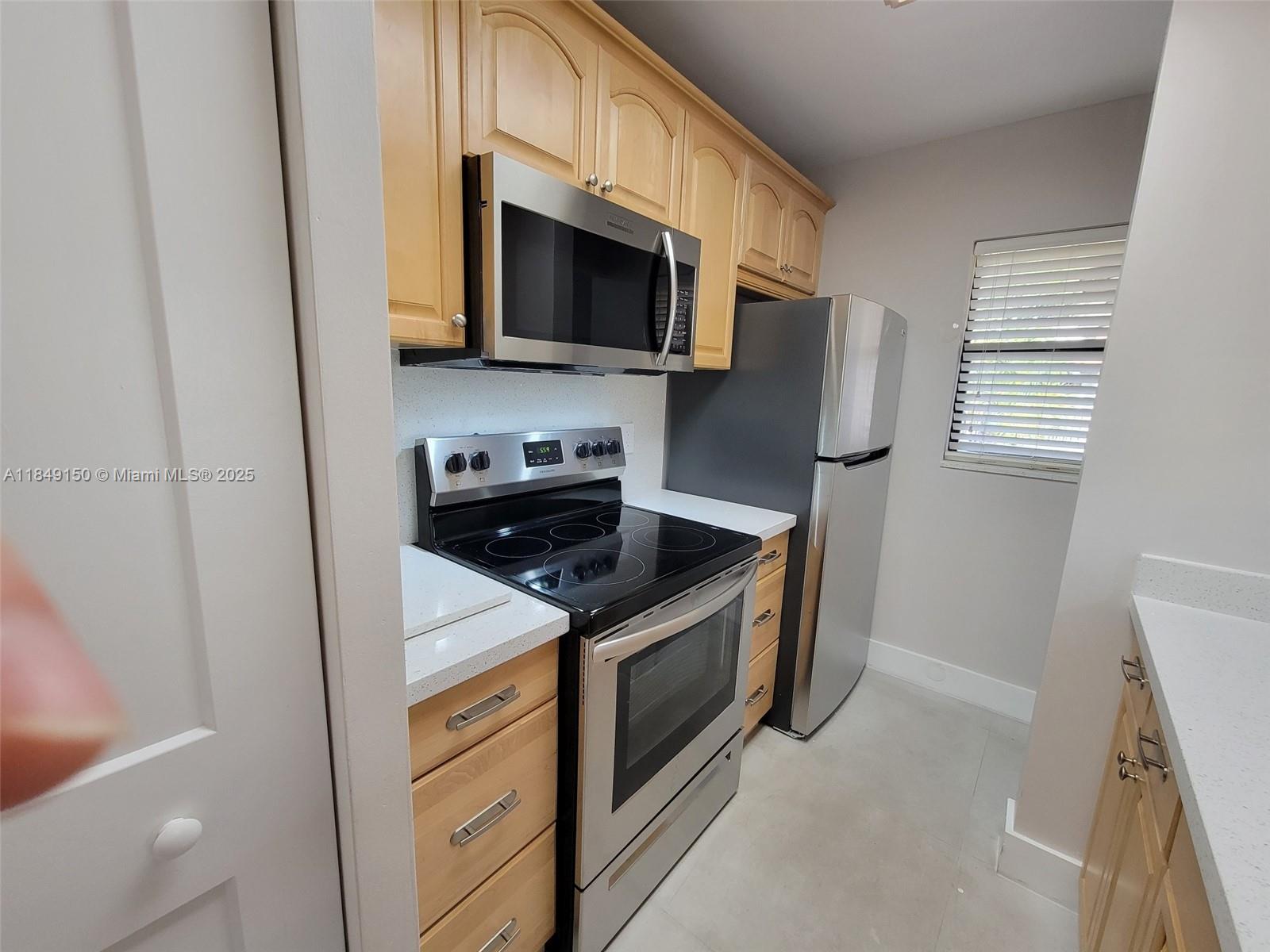 9728 Hammocks Blvd 201-27