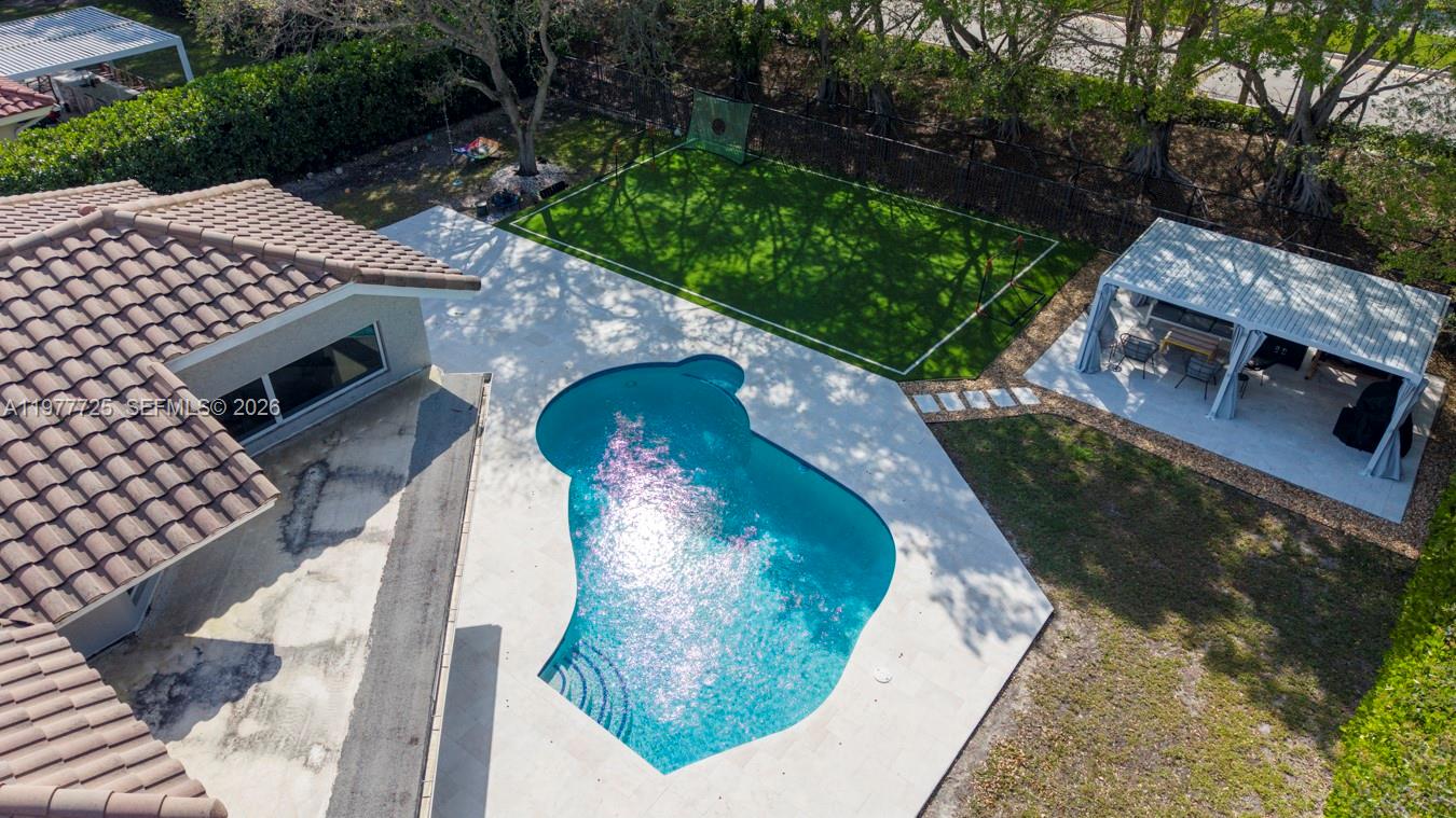 COUNTRY ISLES - Residential