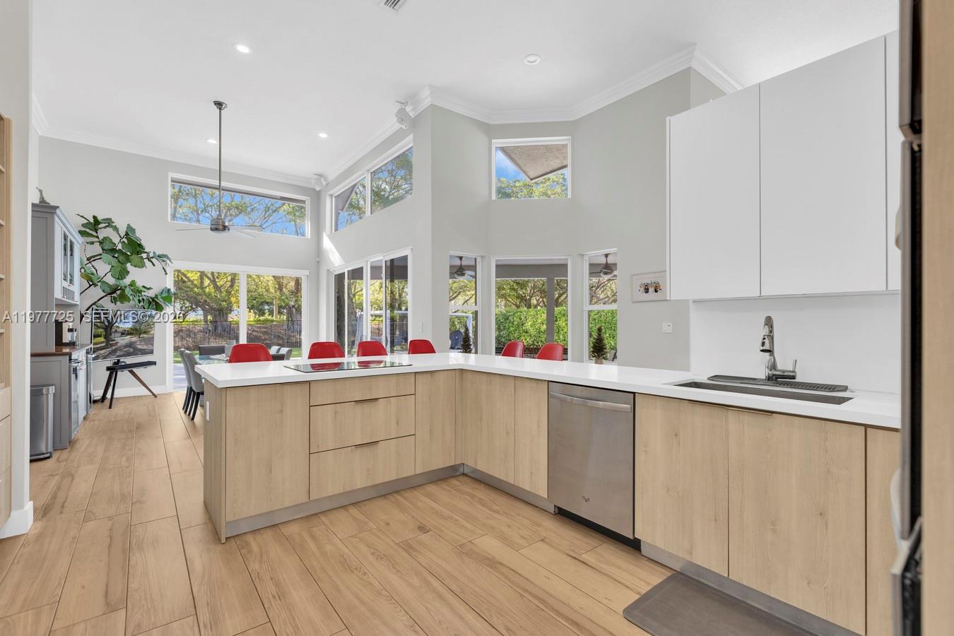 COUNTRY ISLES - Residential