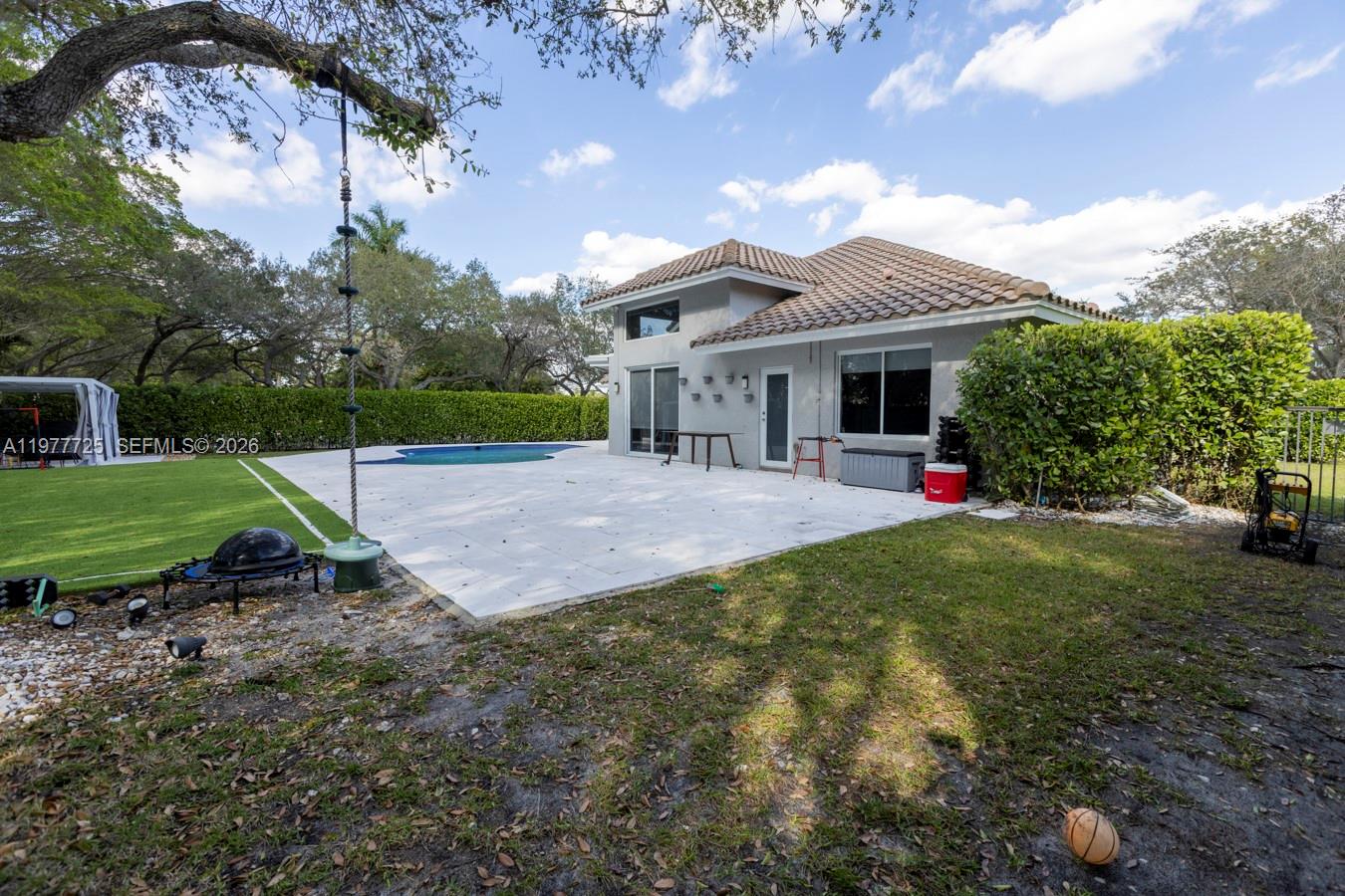 COUNTRY ISLES - Residential