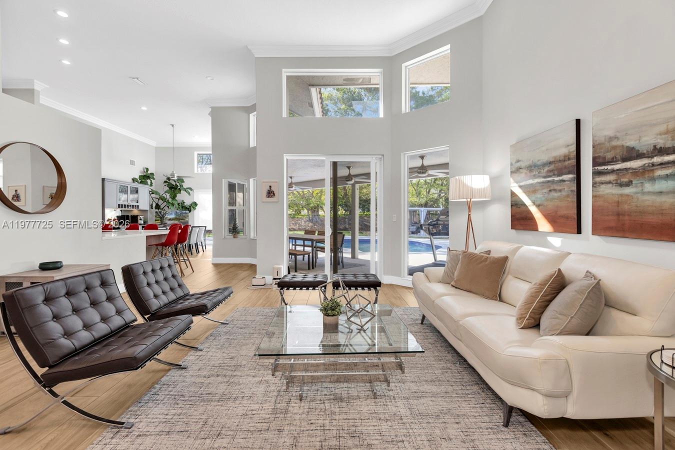 COUNTRY ISLES - Residential