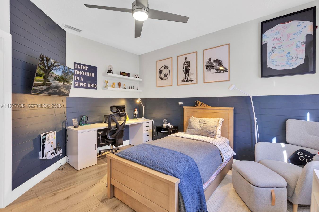 COUNTRY ISLES - Residential